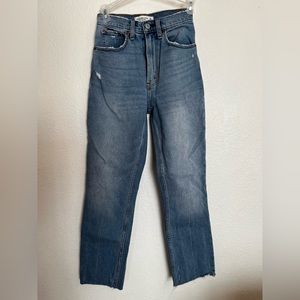 Abercrombie Curve Love The Ankle Straight Ultra High Rise